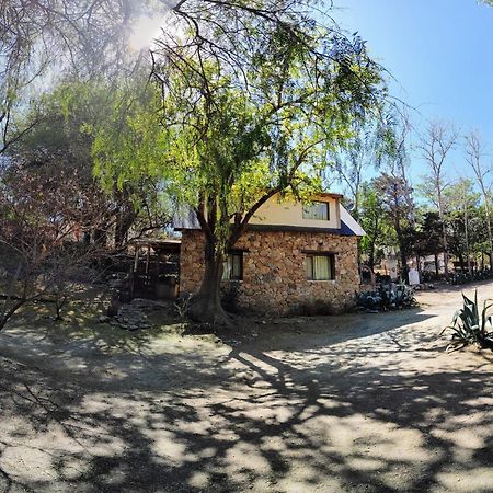 Cabanas Budapest Capilla del Monte Eksteriør bilde